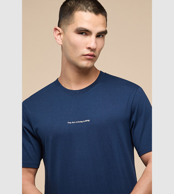 أر آند بي  تيشيرتات بياقة دائرية  - أزرق Round Neck T-Shirts