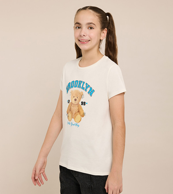 أر آند بي  varsity-graphics - كريمي  T-shirts