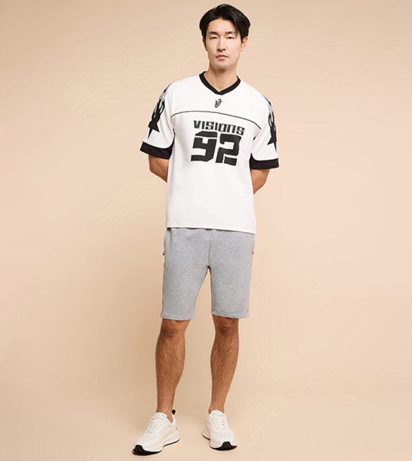 أر آند بي  تيشيرتات كاجوال - عاجي  Round Neck T-Shirts