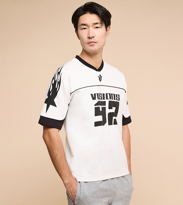 أر آند بي  تيشيرتات كاجوال - عاجي  Round Neck T-Shirts