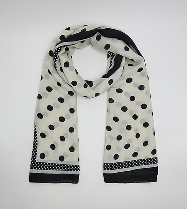 أر آند بي  أوشحة - عاجي  Woven Scarves