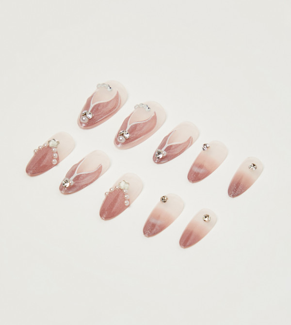 أر آند بي  إكسسوارات الأظافر - أرجواني Nail Accessories