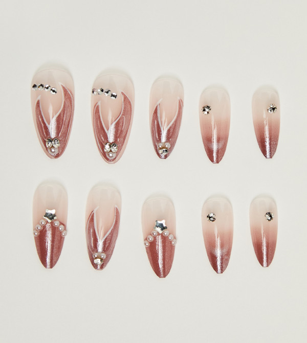أر آند بي  إكسسوارات الأظافر - أرجواني Nail Accessories