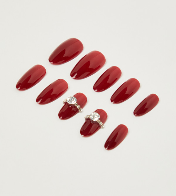 أر آند بي  إكسسوارات الأظافر - أحمر  Nail Accessories