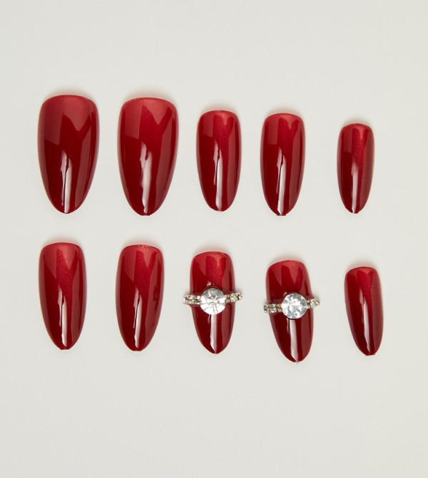 أر آند بي  إكسسوارات الأظافر - أحمر  Nail Accessories