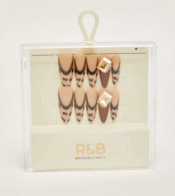 R&B  Nails - Tan Nail Accessories