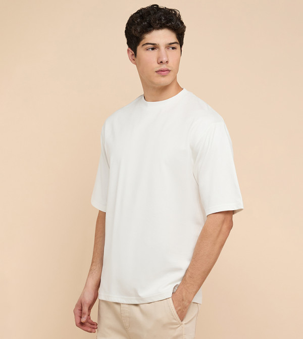 أر آند بي  daily-essentials - عاجي  Round Neck T-Shirts