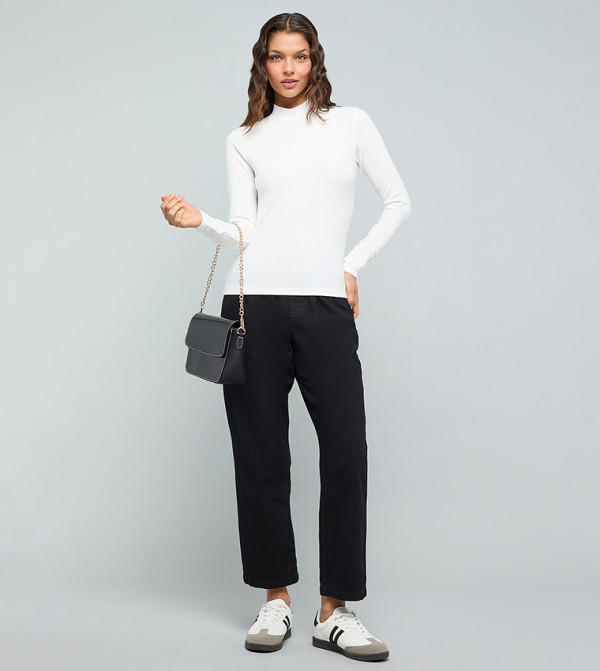 أر آند بي توبات كاجوال - عاجي Casual Tops