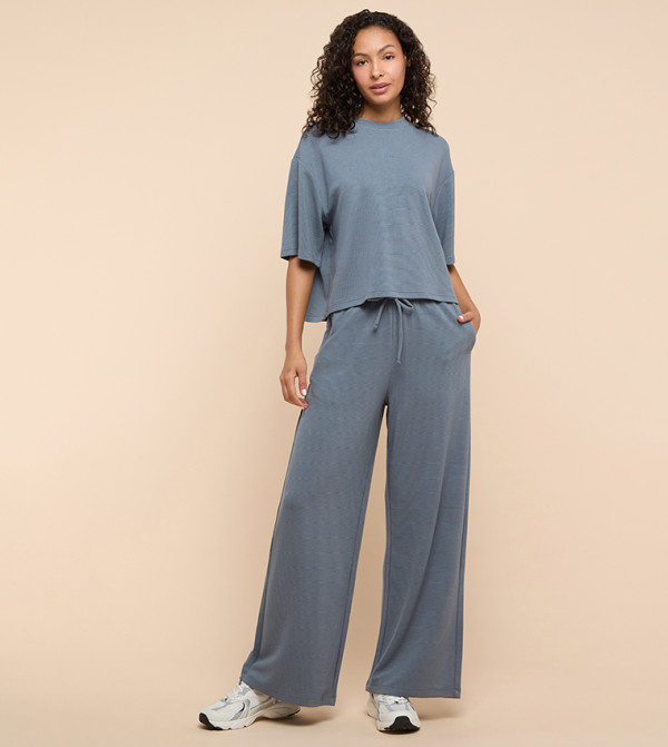 أر آند بي  تيشيرتات - رمادي Short Sleeve T-Shirts