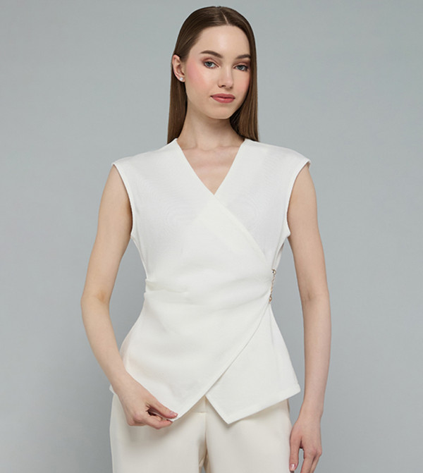 أر آند بي  توبات بلا أكمام  - أبيض Sleeveless Tops