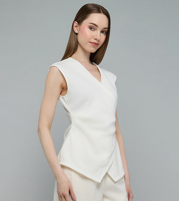 أر آند بي  توبات بلا أكمام  - أبيض Sleeveless Tops