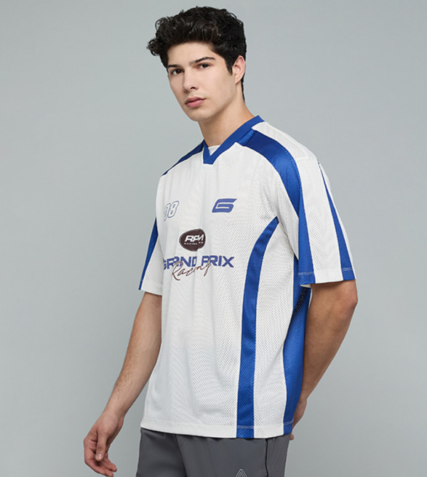 R&B V-Neck T-Shirts - Ivory undefined