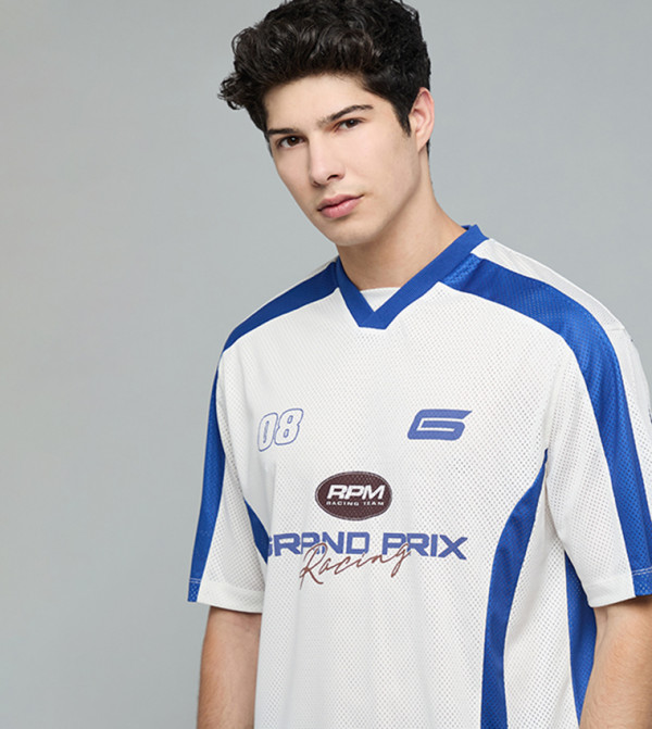 R&B V-Neck T-Shirts - Ivory undefined
