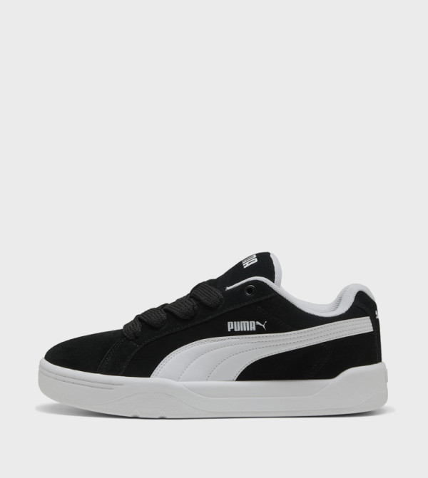 Puma - Black Low Top