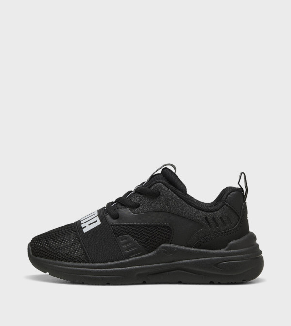 Puma Sneakers - Black Low Top