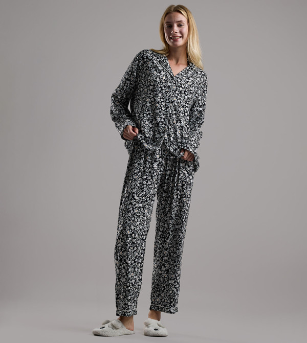 R&B  Sleepwears & Loungewears - Black Pyjama Set