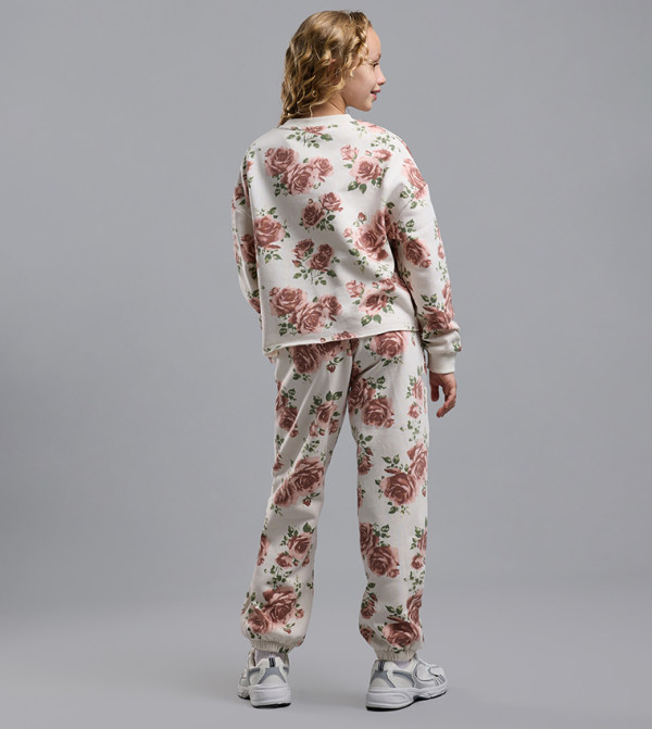 أر آند بي  أطقم الملابس - أبيض "مجموعات الملابس "