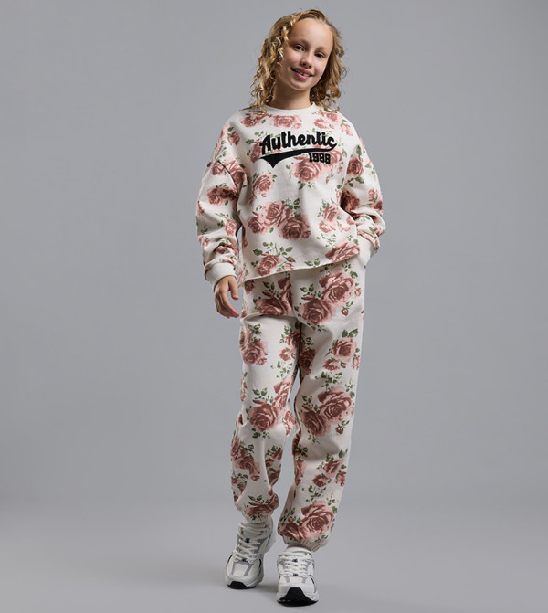 أر آند بي  أطقم الملابس - أبيض "مجموعات الملابس "