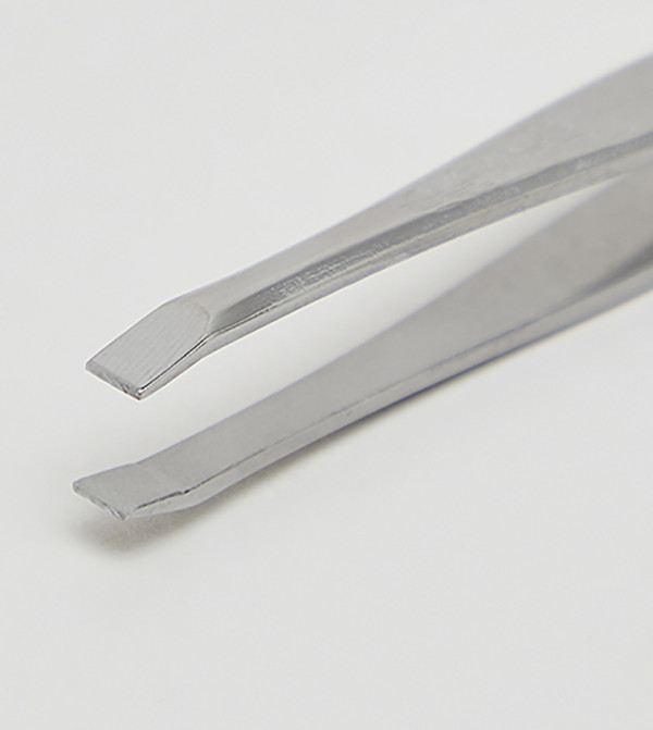 أر آند بي  مكياج  - فضي Make up Tools & Brushes