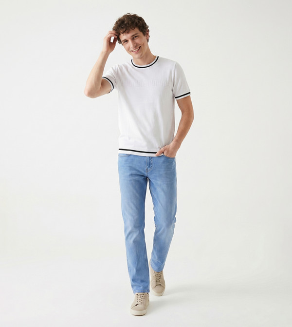 Beverly Hills Polo Club  Sweaters & Cardigans - White Round Neck Sweaters
