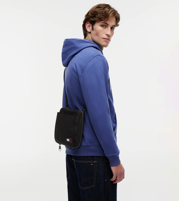 Tommy Jeans TOMMY JEANS - BLACK Cross Body & Sling Bags
