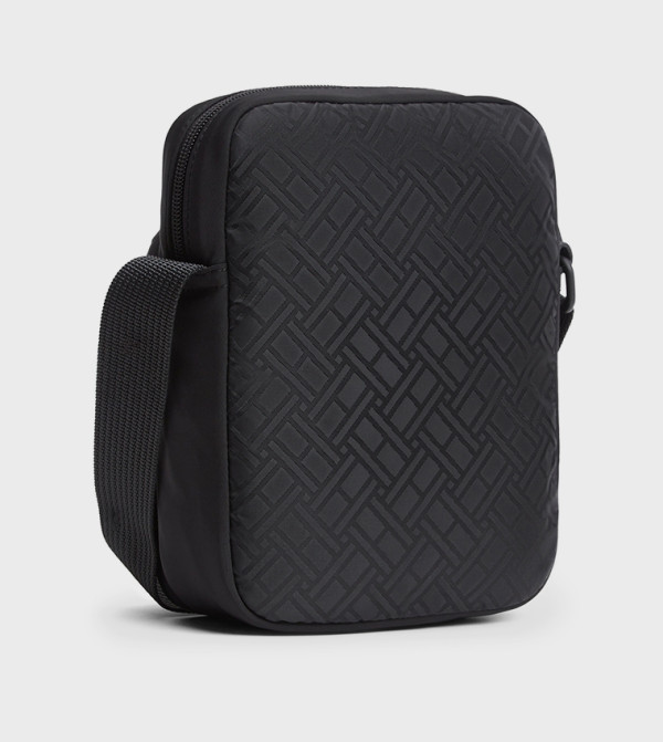 تومي هيلفيغر  حقائب يد - أسود Cross Body & Sling Bags