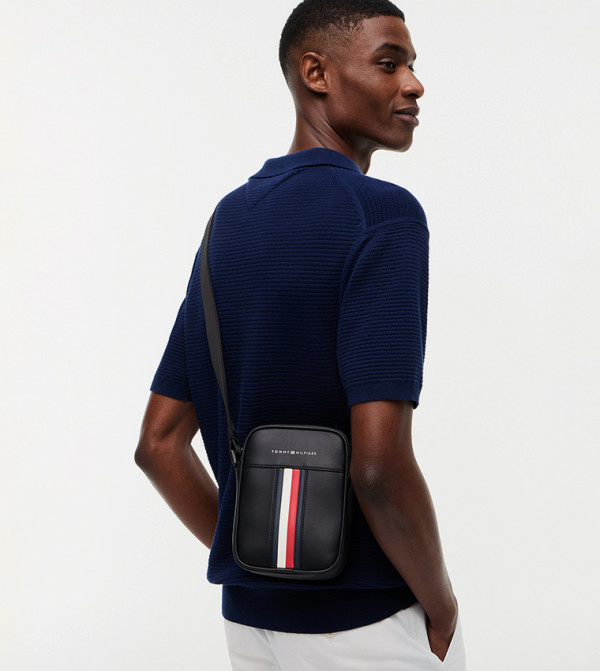 Tommy Hilfiger  Handbags - BLACK Cross Body & Sling Bags