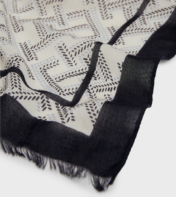 Tommy Hilfiger  Scarves - Navy Woven Scarves