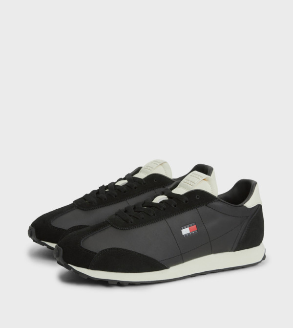 Tommy Hilfiger Sneakers - BLACK Low Top