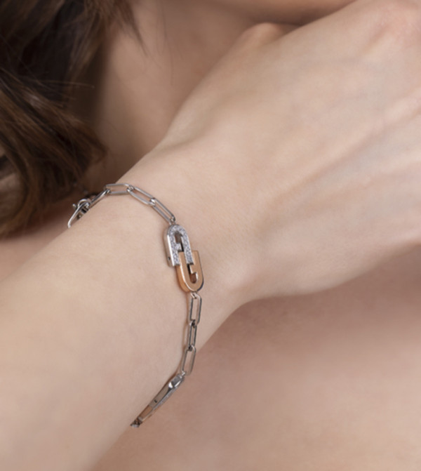 فورلا فورلا - متعدد أساور