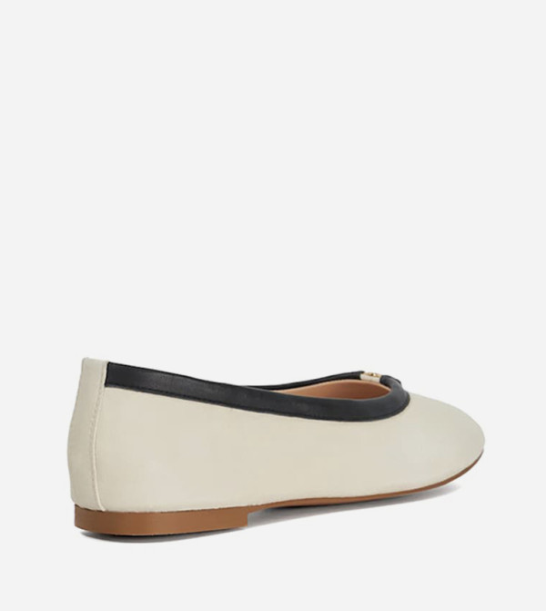 Dune London Ballerinas - Ivory undefined