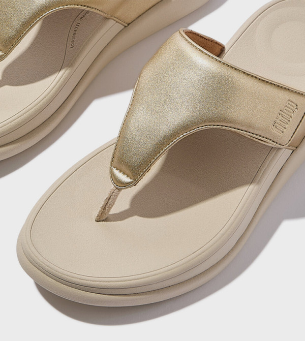 FitFlop FitFlop - Gold Flat Sandals