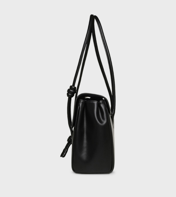 Steve Madden Steve Madden - Black Shoulder bags