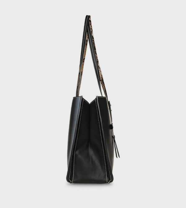 Steve Madden  - Black Shoulder bags