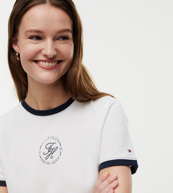 Tommy Hilfiger  Casual T-Shirts - White Short Sleeve T-Shirts