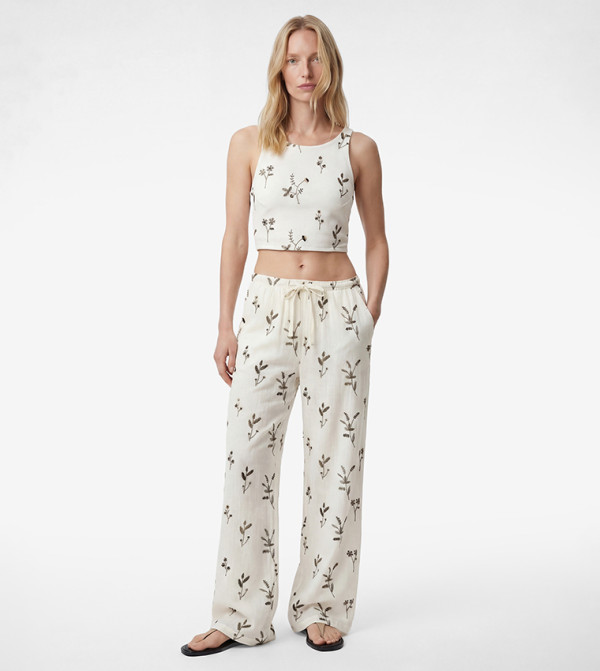 كوتون توبات قصيرة - أوف وايت Cropped Tops