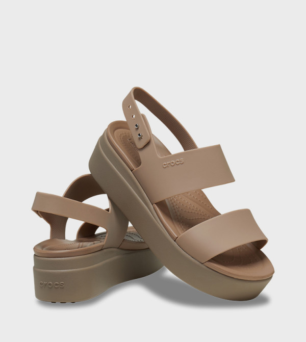 كروكس  صنادل كعب سميك - لاتيه Wedge Sandals