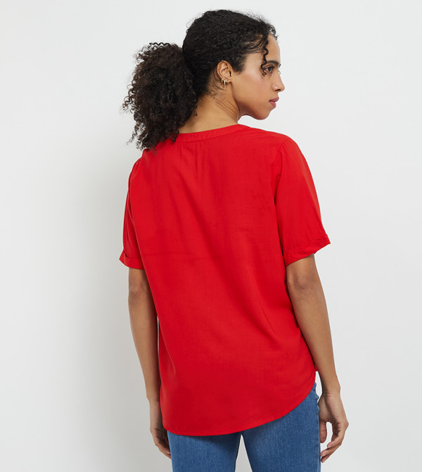 بورن اوربن  - أحمر Casual Tops