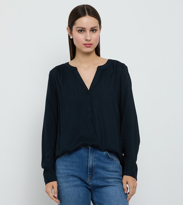 كولن كولن - أسود Casual Tops