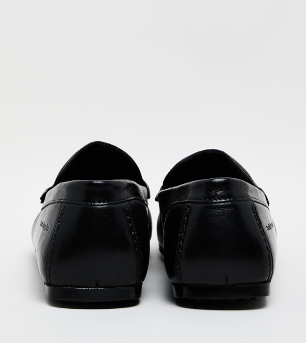 Hush Puppies  Loafers & Moccasins - Black undefined