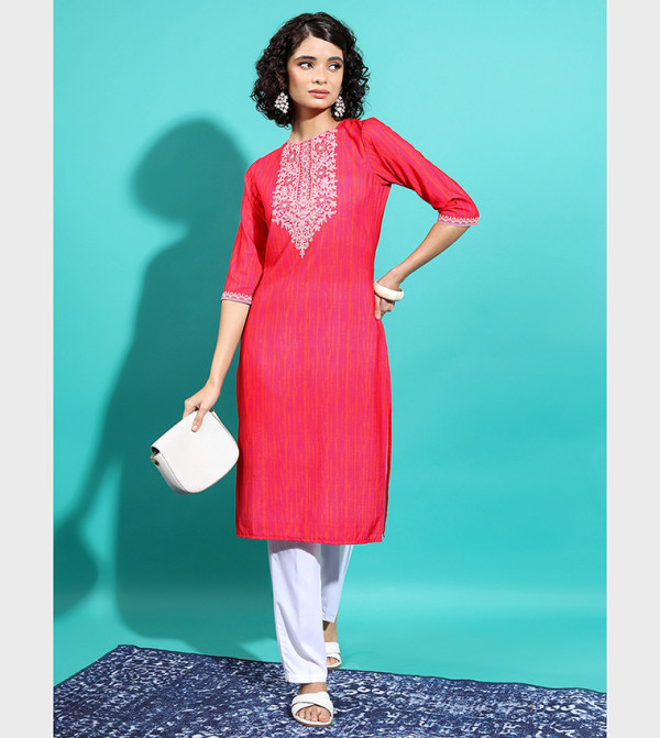 فيشوده  ملابس هندية - أحمر Kurtas & Sets