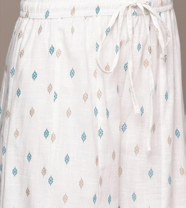 Ishin Ishin - Off White Kurtas & Sets