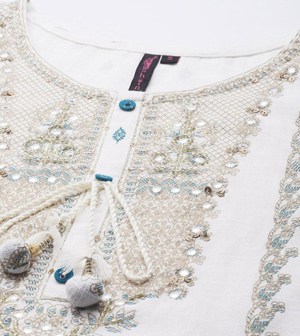 Ishin Ishin - Off White Kurtas & Sets