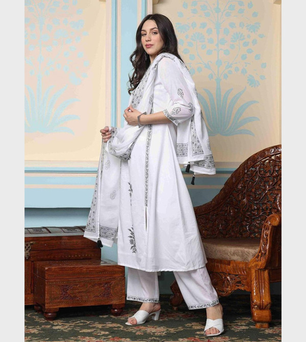 Ishin Ishin - White Kurtas & Sets