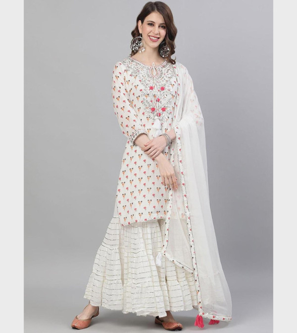 Ishin Ishin - White Kurtas & Sets