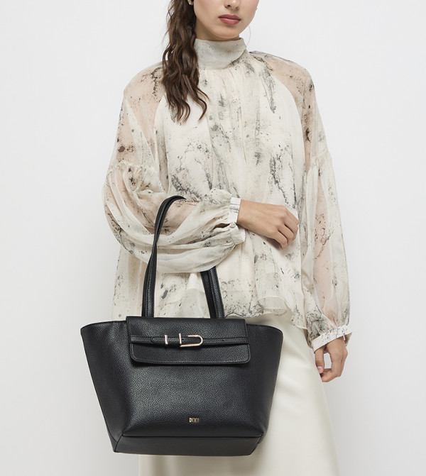 Dkny Dkny - Black Tote Bags