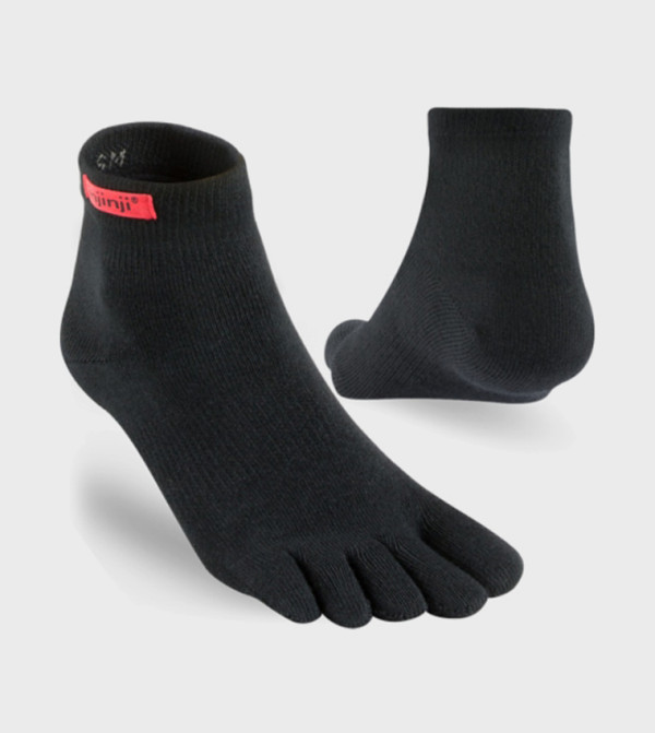 إنجينجي  جوارب   - أسود Ankle Length Socks