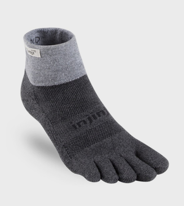 إنجينجي  جوارب   - فحمي Ankle Length Socks