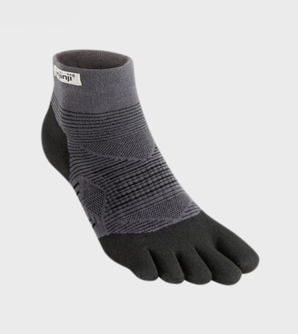 إنجينجي  جوارب   - فحمي Ankle Length Socks
