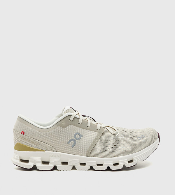 ON On - Beige Running Shoes